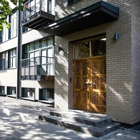 Apartman G - Owl Jazz -modern Loft Type 18 With Big Roof Terrace And Free Private Parking *